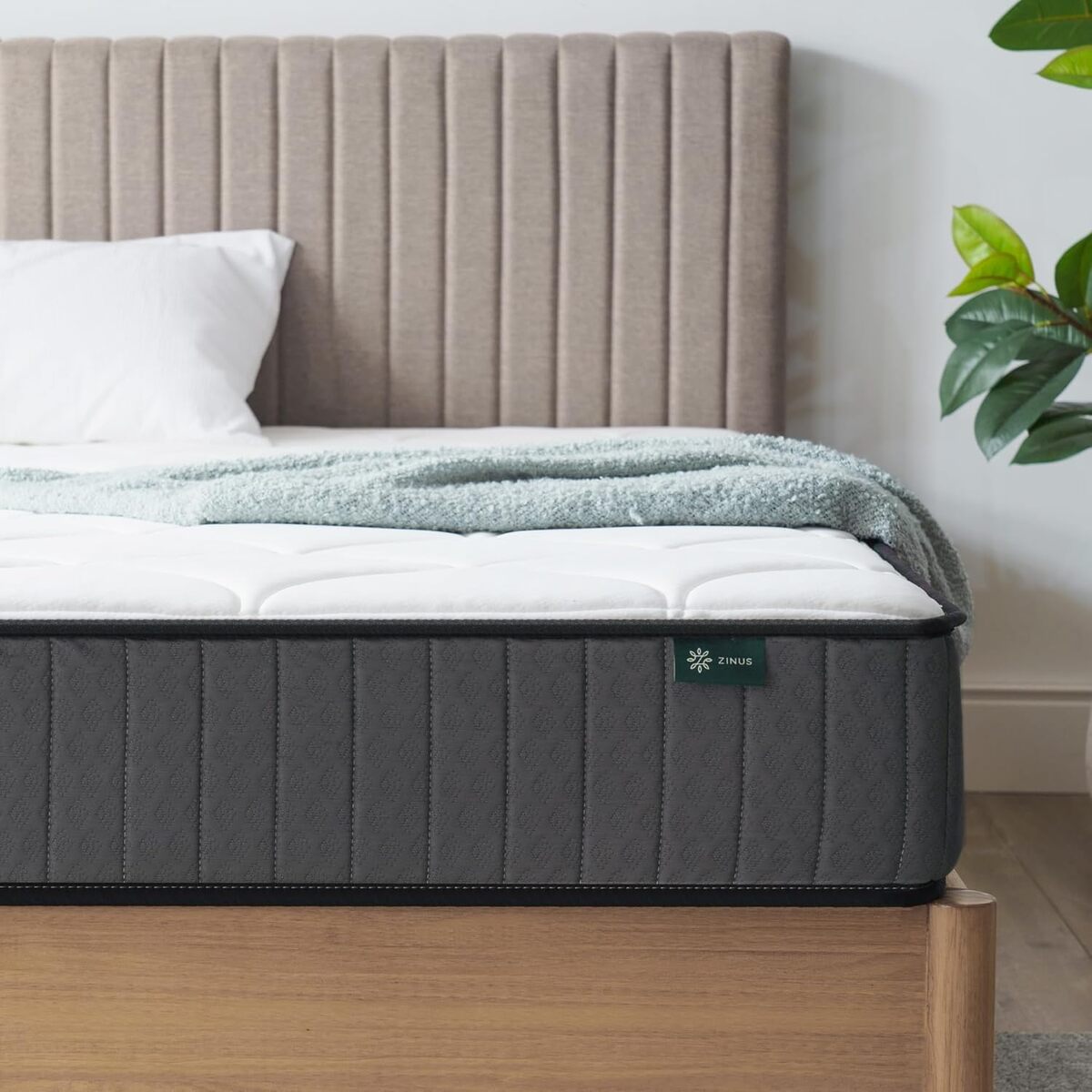 Test du matelas hybride Zinus 140x190 cm : confort suprême et technologie avancée
