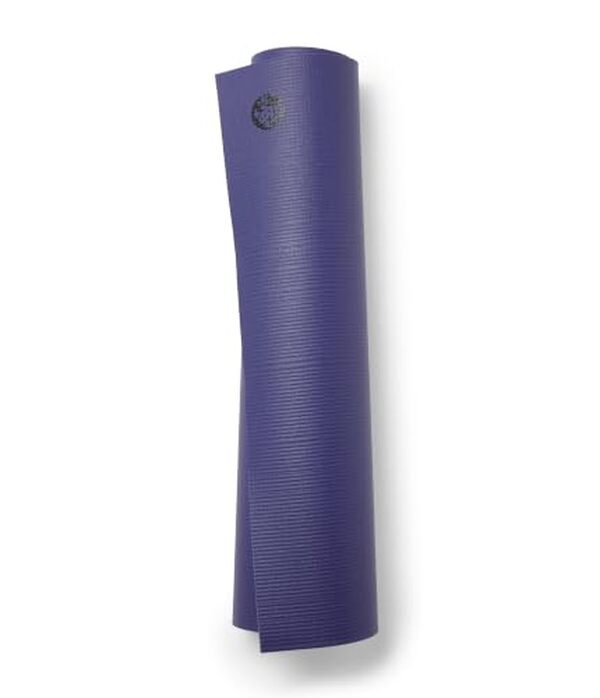 Découvrez notre test détaillé du tapis Manduka PROLite : qualité, confort et durabilité. Comparaison avec les meilleures alternatives pour votre pratique du yoga. 